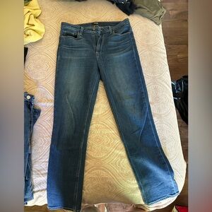 PAIGE Women’s stressed stretch straight Jeans